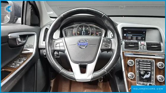 VOLVO XC60 D4