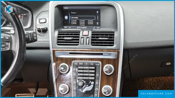 VOLVO XC60 D4