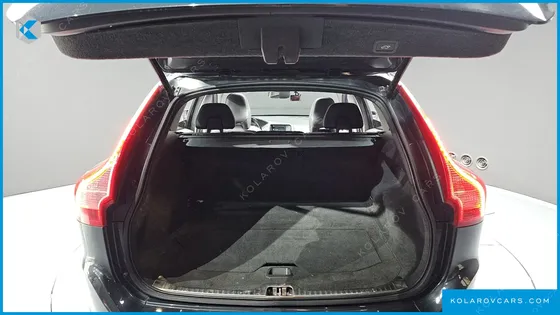 VOLVO XC60 D4