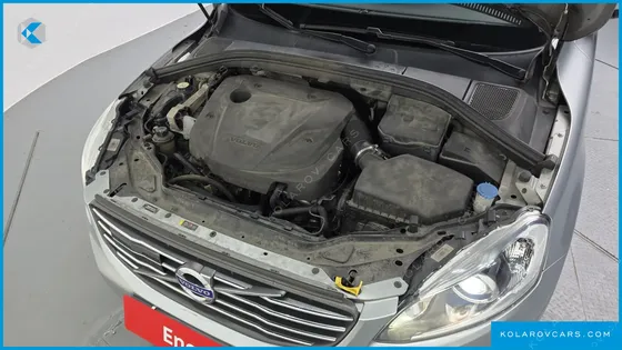 VOLVO XC60 D4