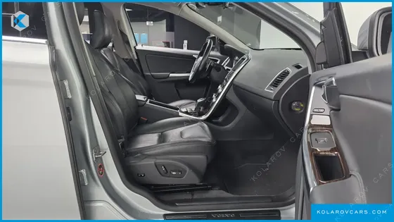 VOLVO XC60 D4