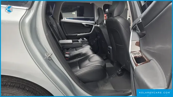 VOLVO XC60 D4