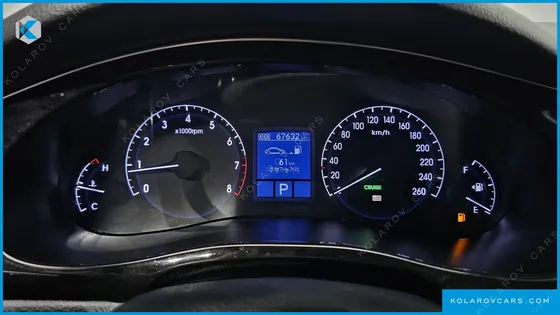 HYUNDAI GENESIS BH330 MODERN
