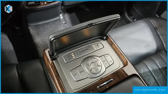 HYUNDAI GENESIS BH 380 LUXURY