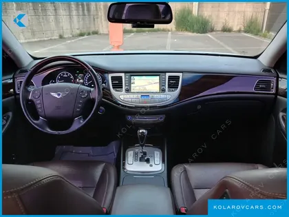 HYUNDAI GENESIS BH 330 LUXURY