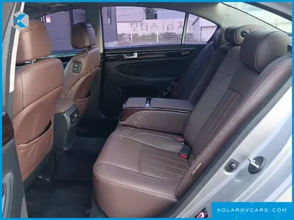 HYUNDAI GENESIS BH 330 LUXURY