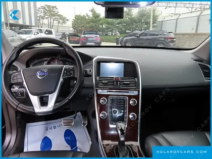 VOLVO XC60 D4