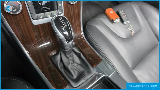 VOLVO XC60 D4