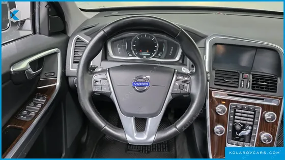 VOLVO XC60 D4