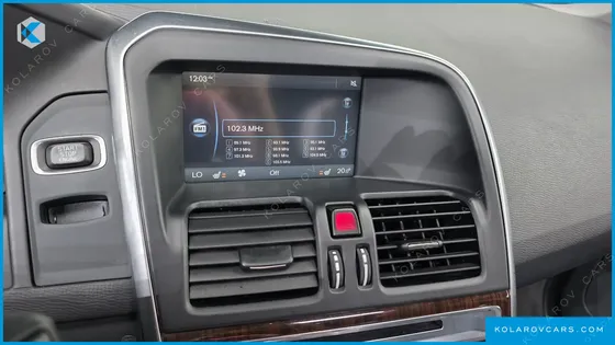 VOLVO XC60 D4