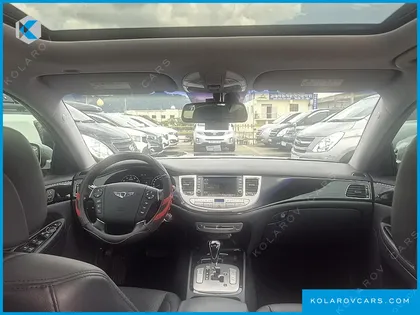 HYUNDAI GENESIS BH 330 LUXURY