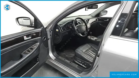 HYUNDAI GENESIS BH 380 LUXURY