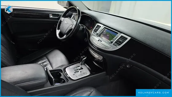 HYUNDAI GENESIS BH 330 LUXURY