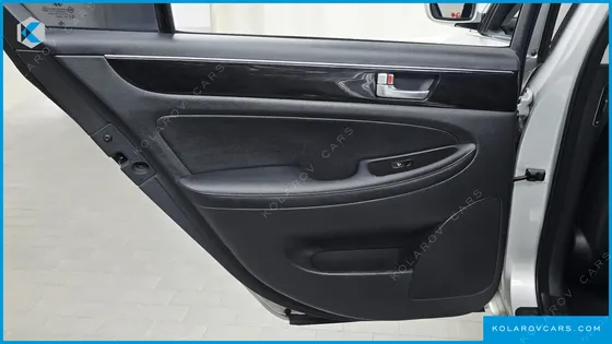 HYUNDAI GENESIS BH 330 LUXURY
