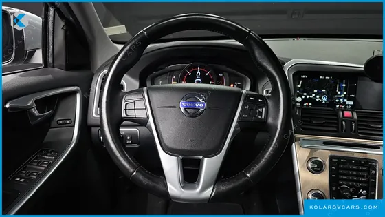 VOLVO XC60 D3