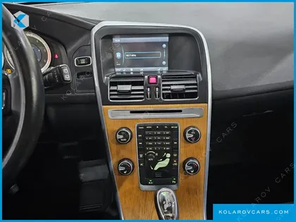 VOLVO XC60 D4