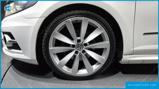 VOLKSWAGEN CC 2.0 TDI BLUEMOTION R-LINE