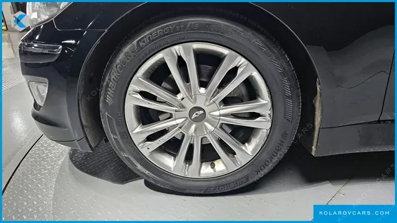 HYUNDAI GENESIS BH 330 LUXURY