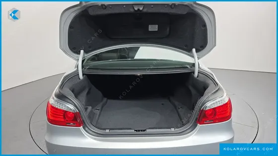 BMW 5 SERIES 520D SEDAN