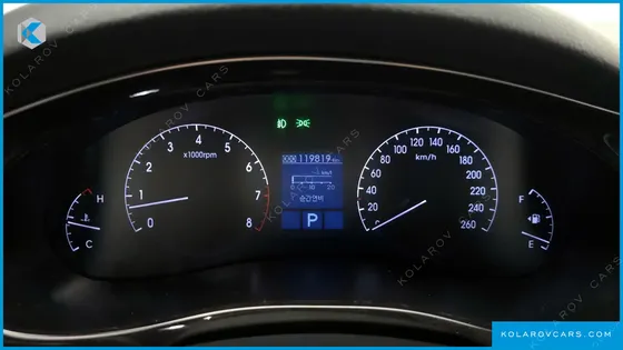 HYUNDAI GENESIS BH330 MODERN