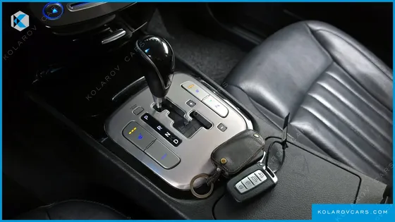 HYUNDAI GENESIS BH330 MODERN