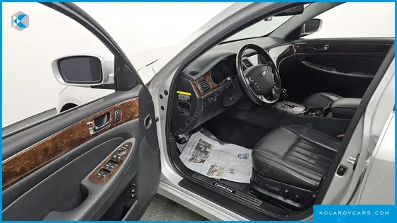 HYUNDAI GENESIS BH 330 LUXURY