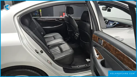 HYUNDAI GENESIS BH 330 LUXURY