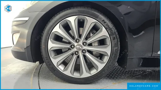 HYUNDAI GENESIS BH330 PREMIUM