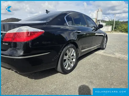 HYUNDAI GENESIS BH 380 ROYAL