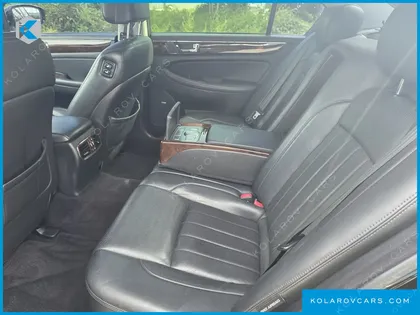 HYUNDAI GENESIS BH 380 ROYAL