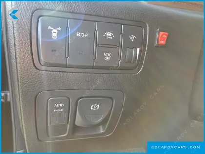 HYUNDAI GENESIS BH 330 LUXURY