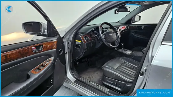 HYUNDAI GENESIS BH 380 LUXURY