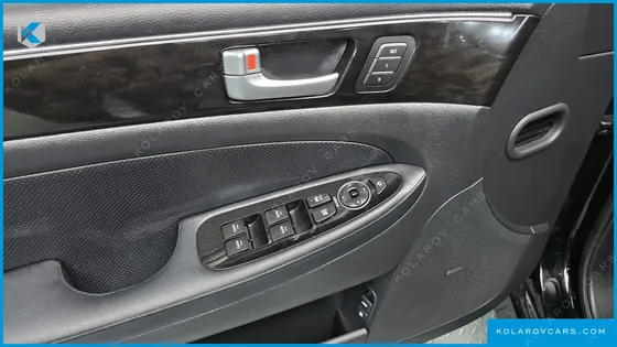 HYUNDAI GENESIS BH330 PREMIUM