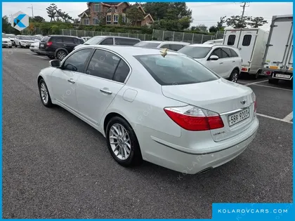 HYUNDAI GENESIS BH 330 GRAND