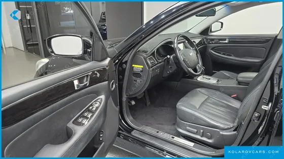 HYUNDAI GENESIS BH 330 GRAND