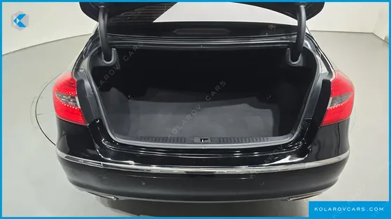 HYUNDAI GENESIS BH 330 GRAND