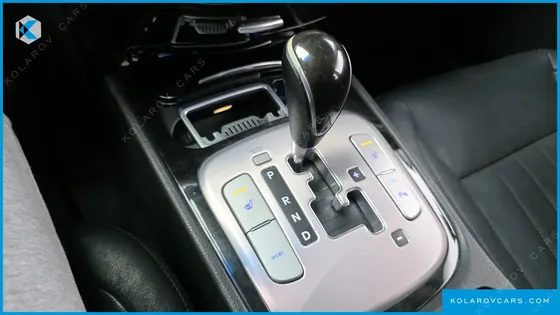 HYUNDAI GENESIS BH330 MODERN