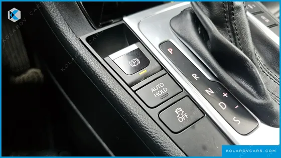VOLKSWAGEN CC 2.0 TDI BLUEMOTION R-LINE