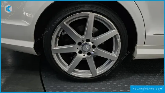 MERCEDES C-CLASS C200 CGI AVANTGARDE STYLE PACKAGE