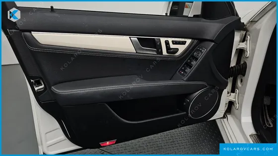 MERCEDES C-CLASS C200 CGI AVANTGARDE STYLE PACKAGE