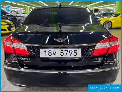 HYUNDAI GENESIS PRADA GP380