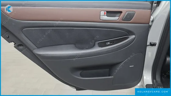 HYUNDAI GENESIS BH 330 LUXURY