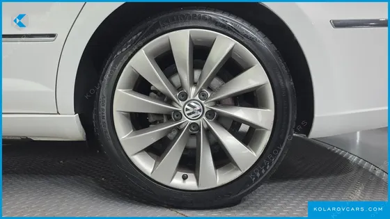 VOLKSWAGEN CC 2.0 TDI BLUEMOTION