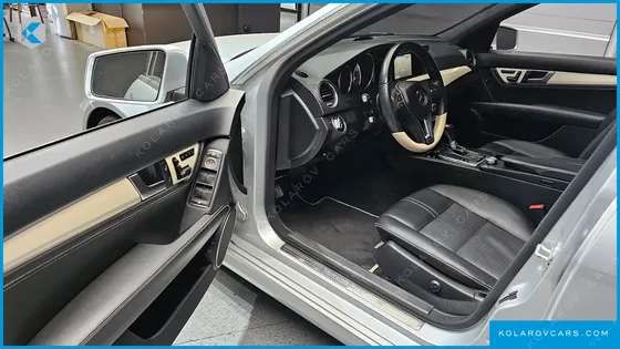 MERCEDES C-CLASS C200 CGI AVANTGARDE STYLE PACKAGE