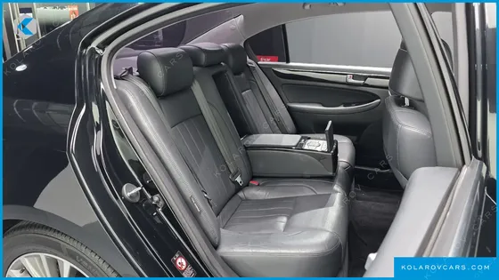 HYUNDAI GENESIS BH330 MODERN