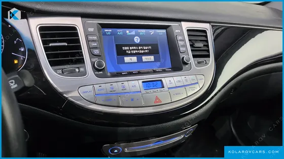 HYUNDAI GENESIS BH330 MODERN