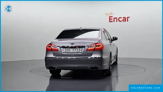 HYUNDAI GENESIS BH330 MODERN