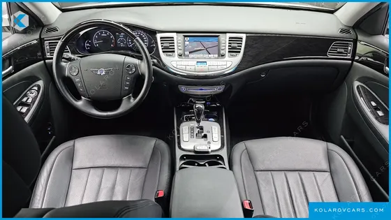 HYUNDAI GENESIS BH330 MODERN