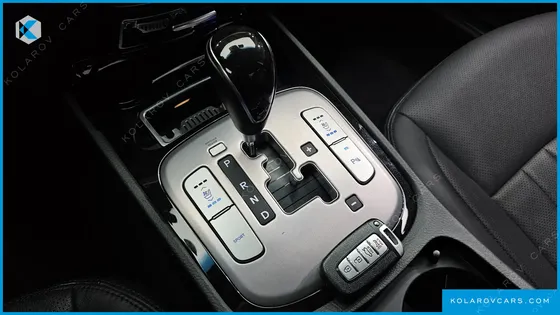 HYUNDAI GENESIS BH330 MODERN