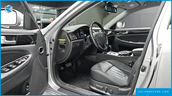 HYUNDAI GENESIS BH330 MODERN